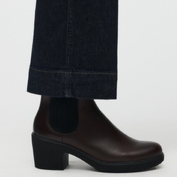 ECCO Women's Zurich Chelsea Chelsea Boot - Picture 2 of 9